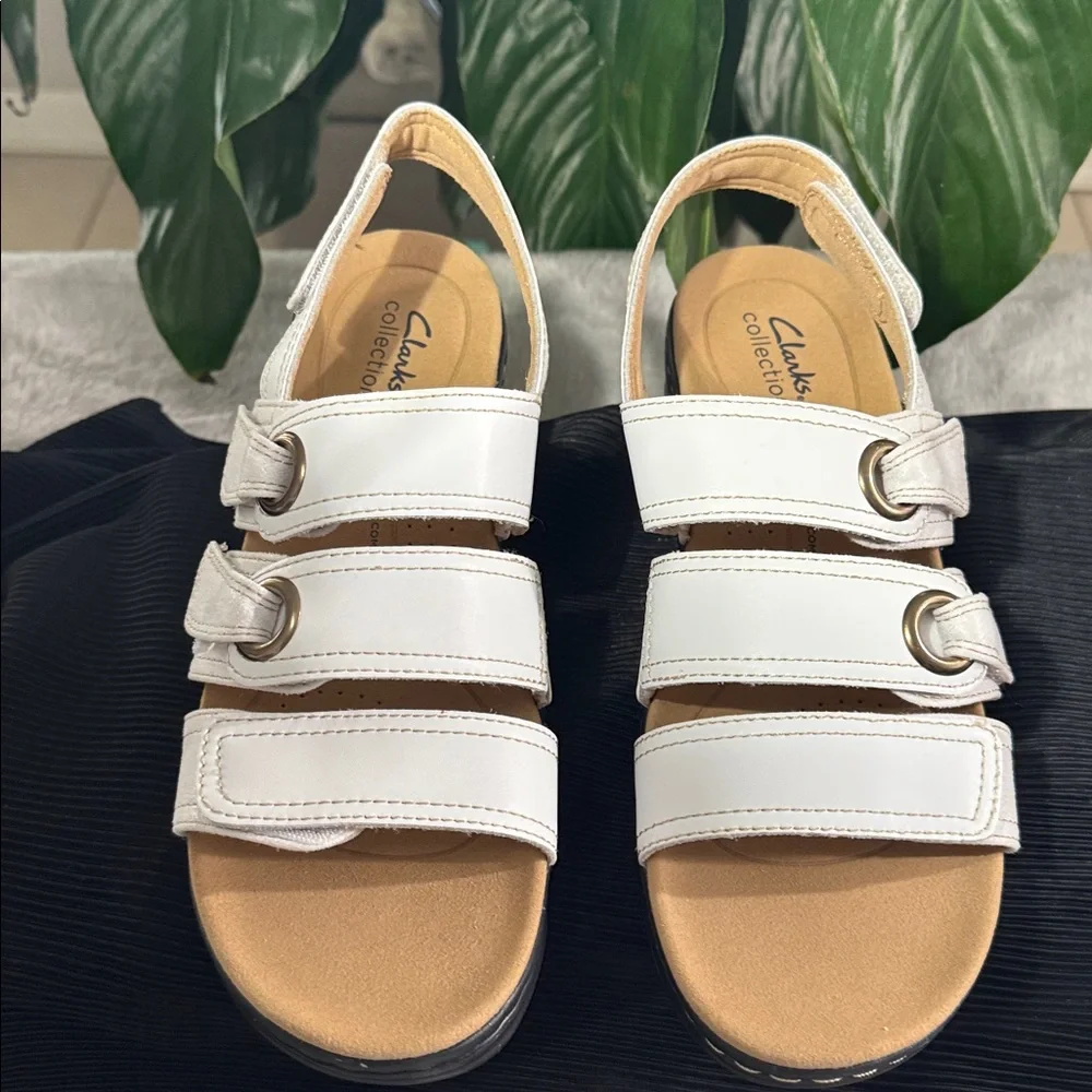 Clarks Collection Merliah 2 Bali White Faux Leather Sandal - Women's 8M / EU 39 - Picture 5 of 12